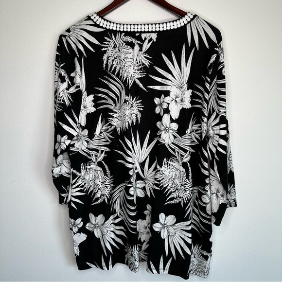 Talbots Modal Blend Black White Tropical Floral Top - Picture 4 of 10